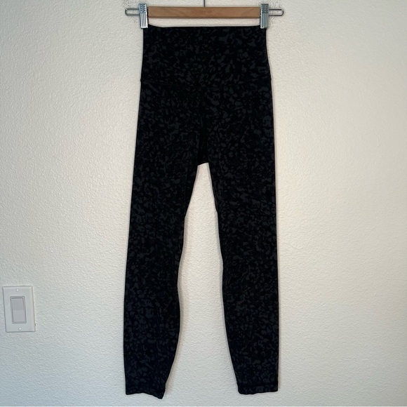 Lululemon Align Pant II 25" Wild Thing Camo Deep Coal Multi 2 - Picture 1 of 16
